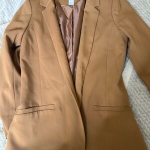 Stylish Tan Blazer